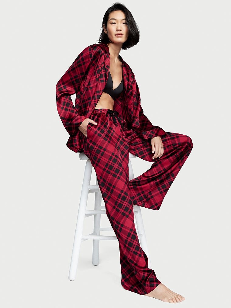 Атласна піжама Victoria's Secret Satin Long PJ Set 406057QE2 фото