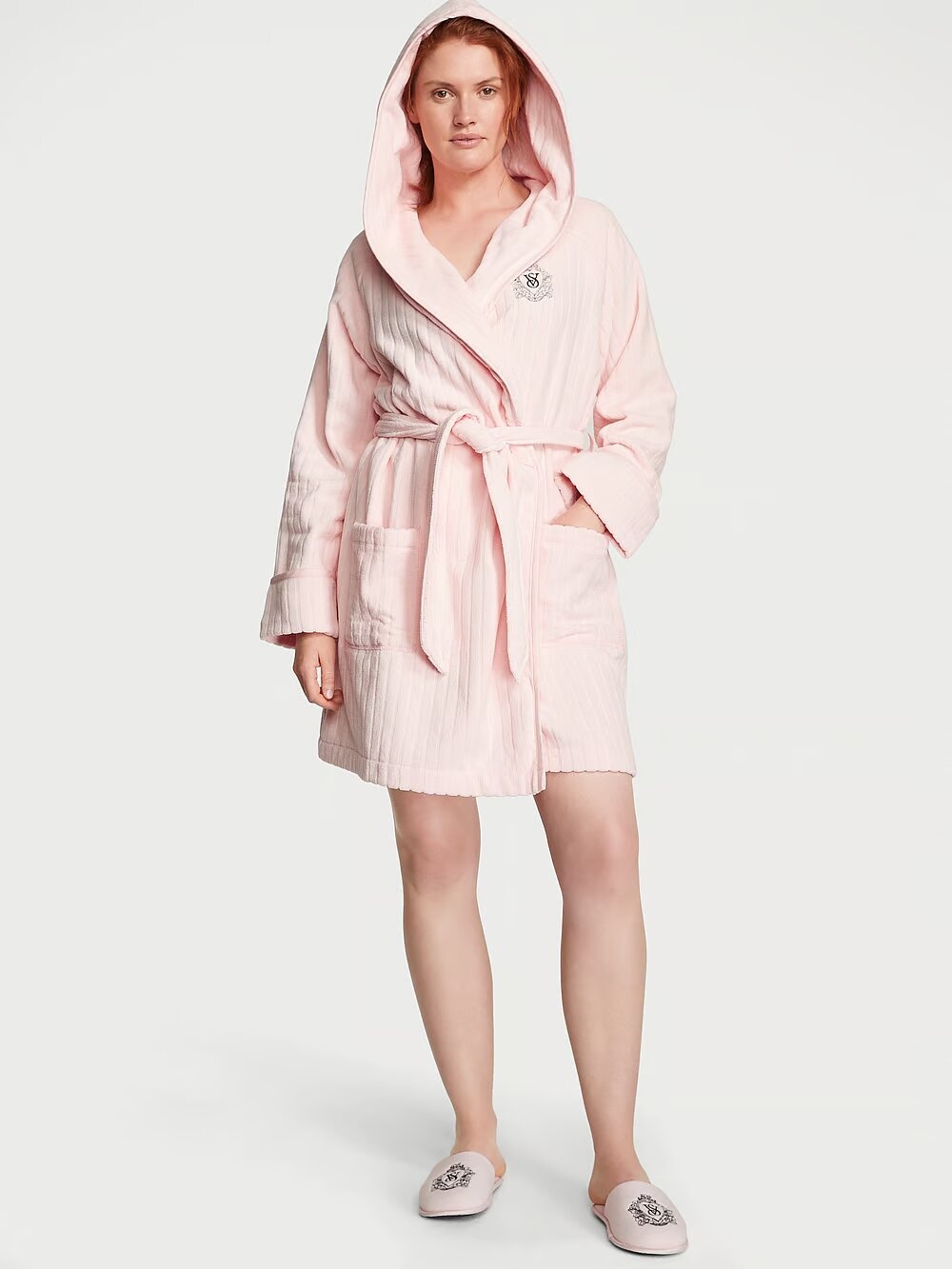 Махровий халат Victoria's Secret Terry Hooded Short Robe 418390QE7 фото