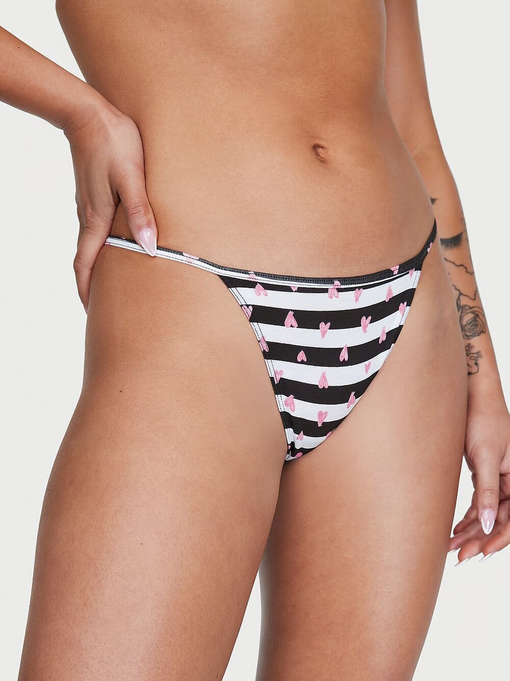 Хлопковые трусики тонг Victoria's Secret Stretch Cotton V-String Panty 408680QBK фото