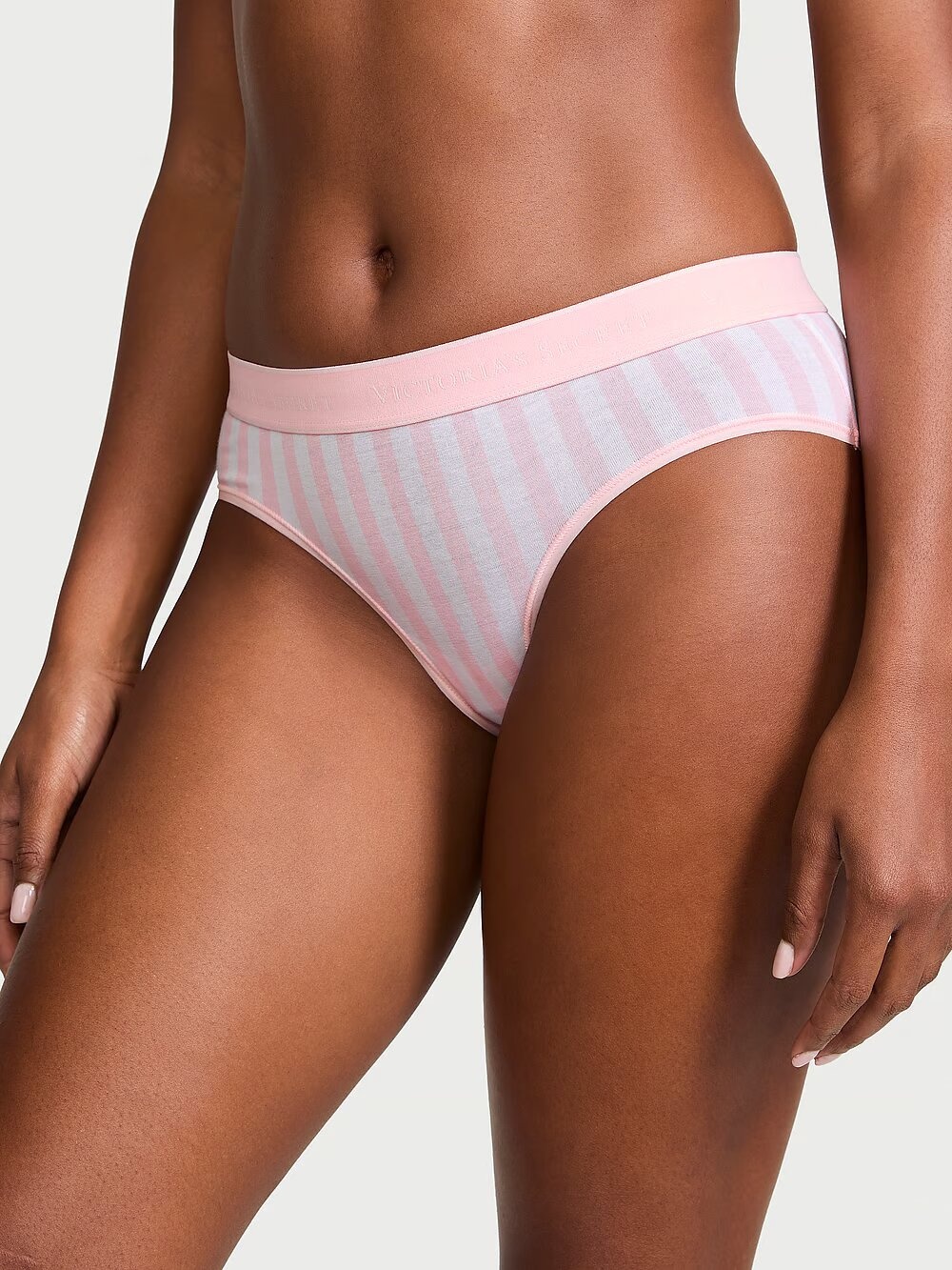 Хлопковые трусики Victoria's Secret Logo Cotton Hiphugger Panty 415923QВ3 фото