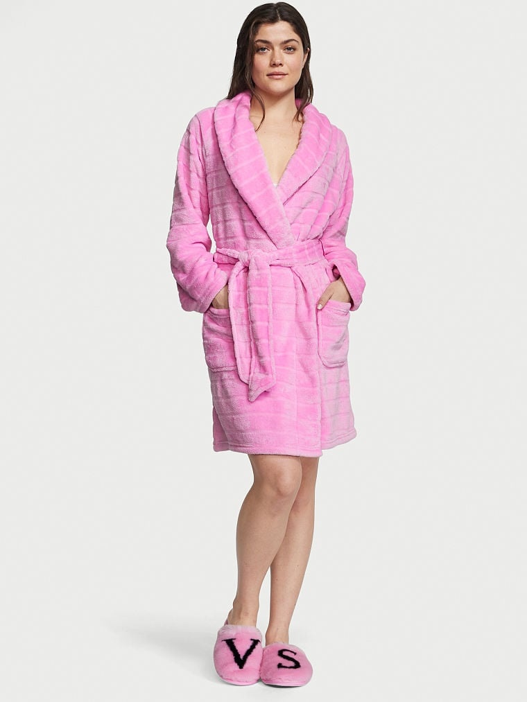 Короткий халат Victoria's Secret Logo Short Cozy Robe 229130QE7 фото