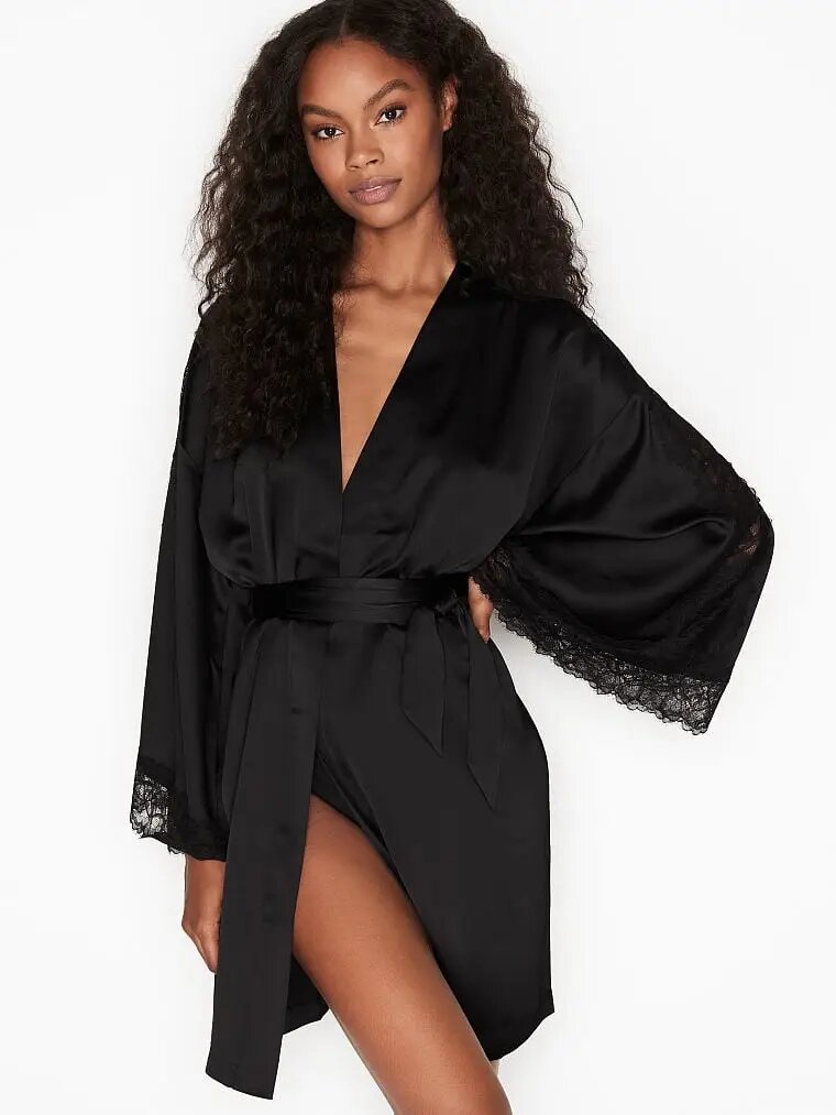 Атласний халат-кімоно VICTORIA'S SECRET Lace Inset Robe 551282QB4 фото